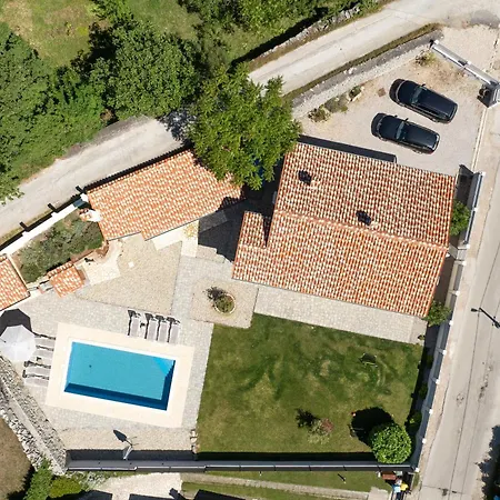 Vikendica Vito An Peaceful Escape Near Historic Town Labin (Istria)