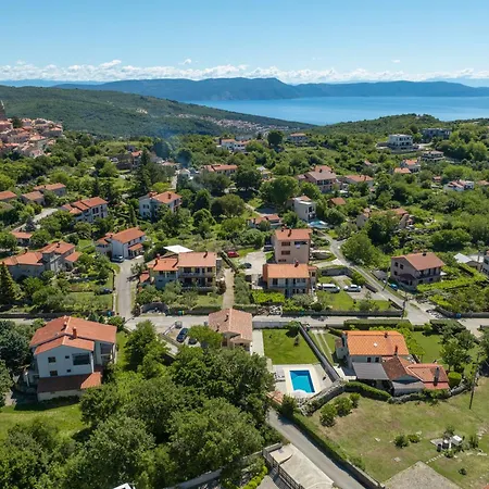 Vito An Peaceful Escape Near Historic Town *