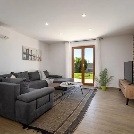 Vito An Peaceful Escape Near Historic Town * Labin (Istria)